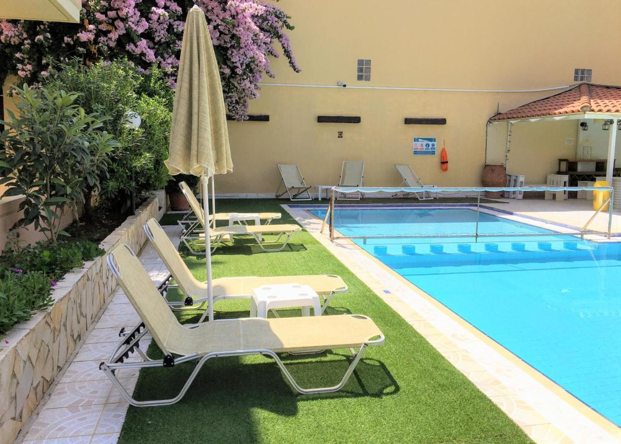 Agia Marina Evdokia Αpartments & Dimitra Village מראה חיצוני תמונה