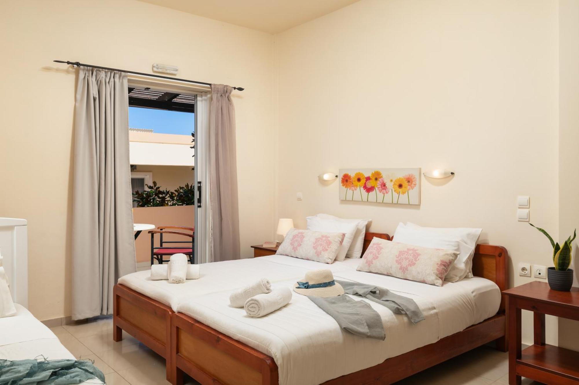 Agia Marina Evdokia Αpartments & Dimitra Village מראה חיצוני תמונה