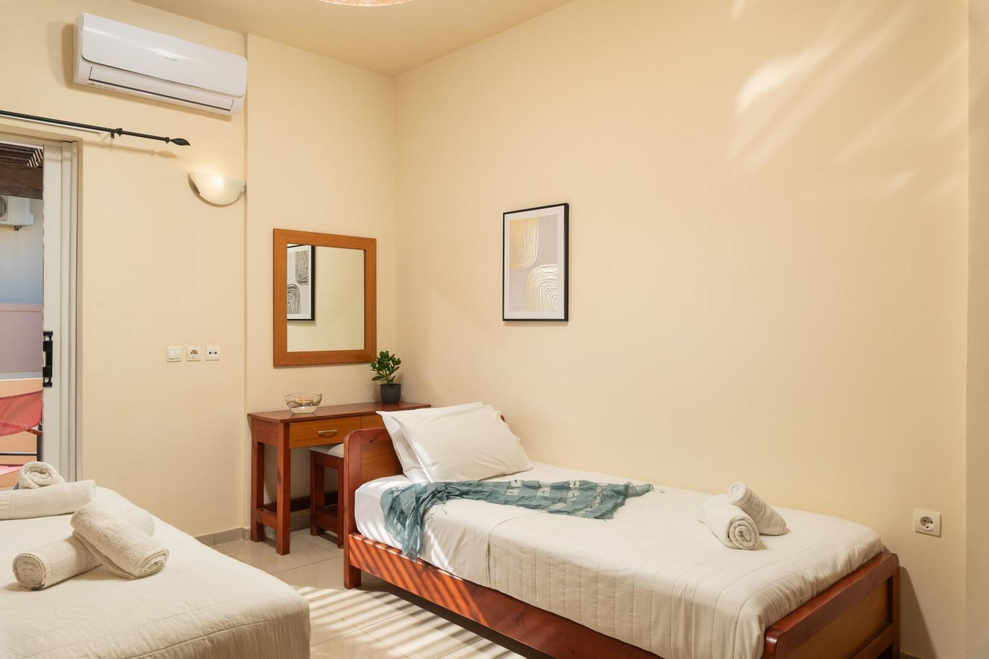 Agia Marina Evdokia Αpartments & Dimitra Village מראה חיצוני תמונה