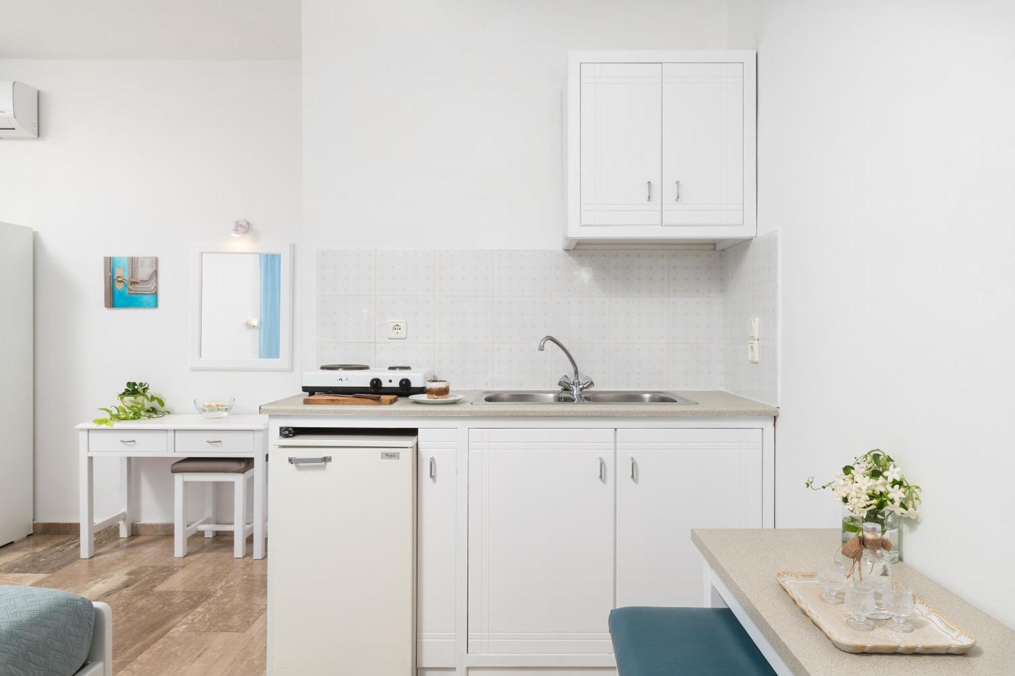 Agia Marina Evdokia Αpartments & Dimitra Village מראה חיצוני תמונה
