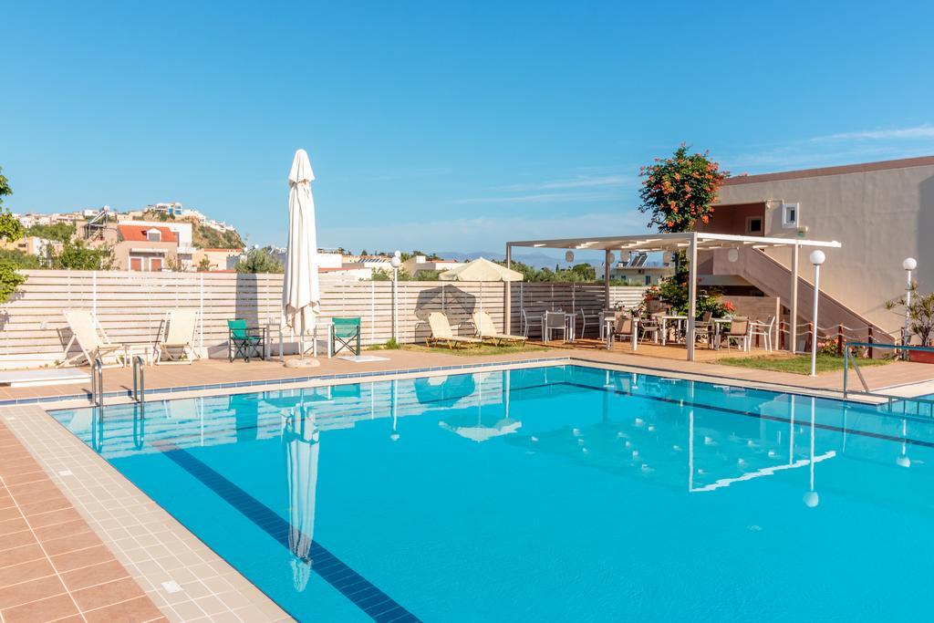 Agia Marina Evdokia Αpartments & Dimitra Village מראה חיצוני תמונה